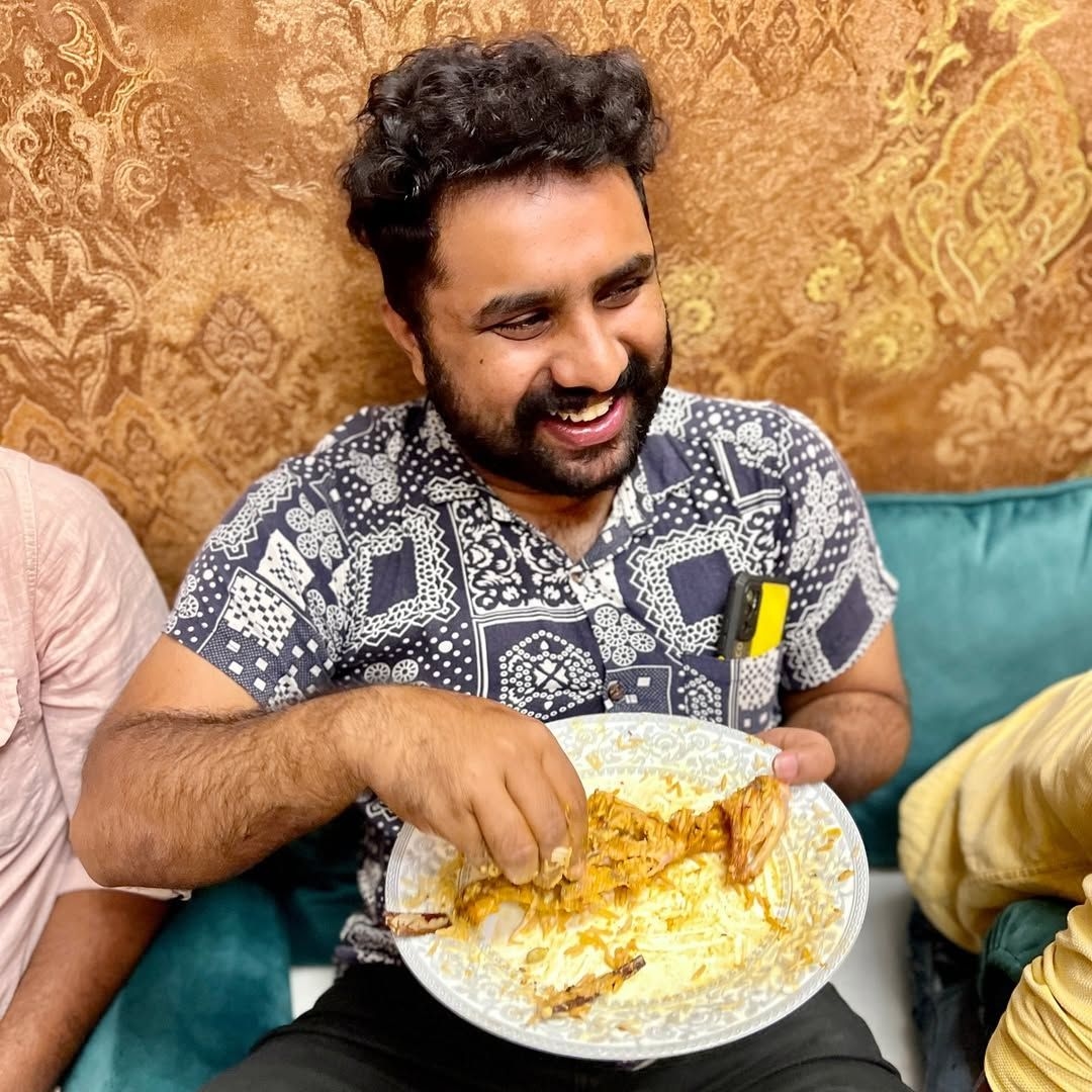 Competitive Cracker Image